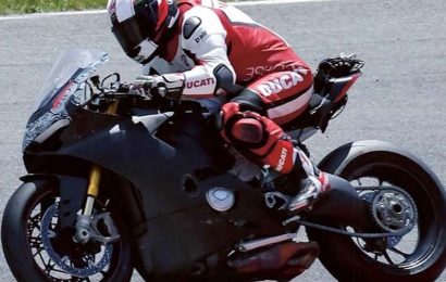 หลุด!! SpyShots Ducati V4  โผล่มาแล้วจ้า